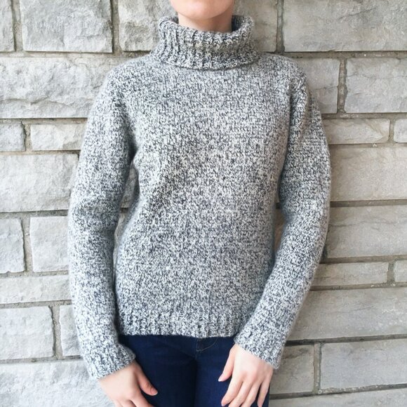 Vintage Wool-Blend Heathered Black and White Turtleneck - Picture 1 of 3